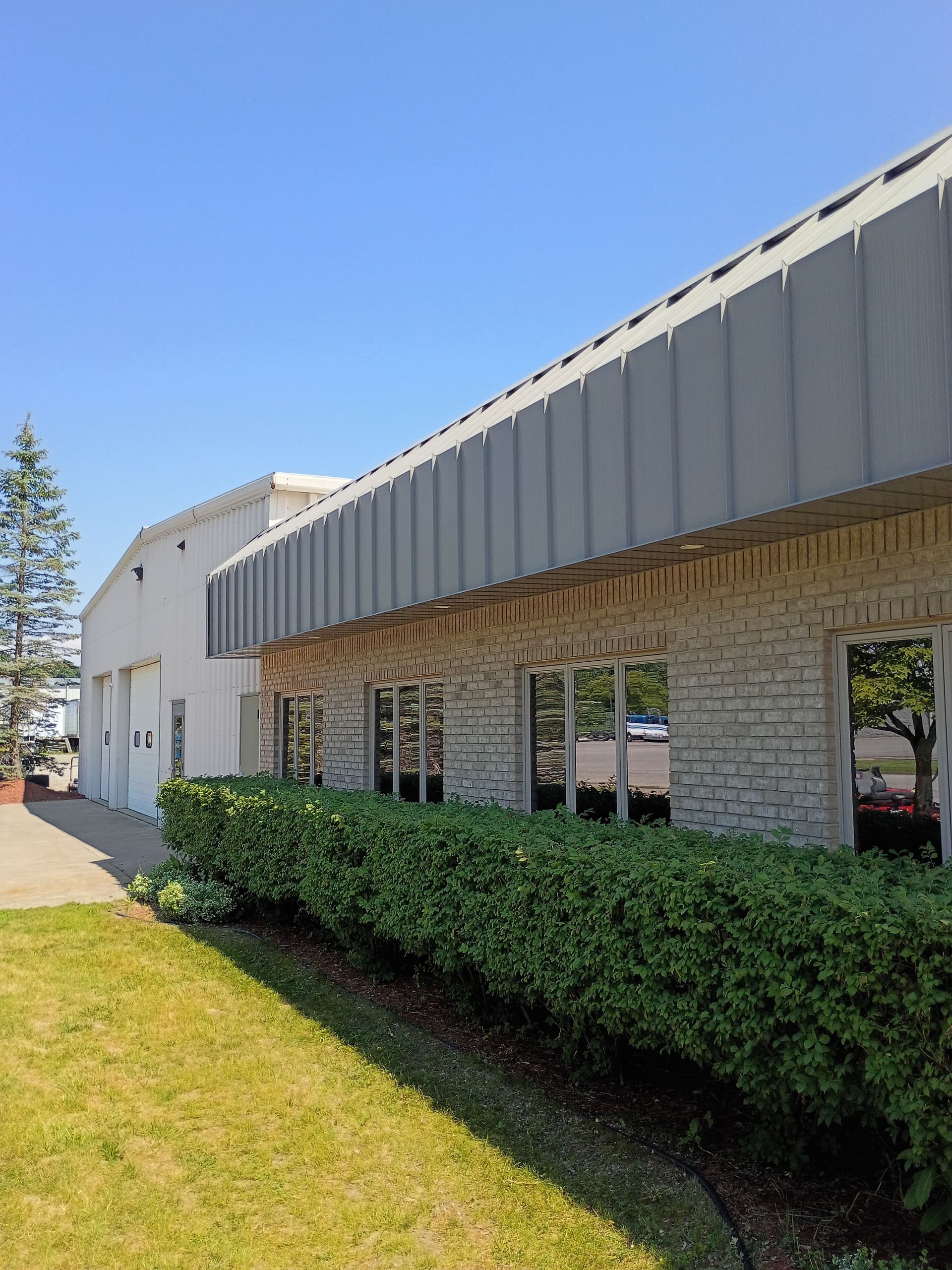 Gallery photos for Window Washing and Exterior Cleaning for Two Local St. Clair Businesses: Image #4