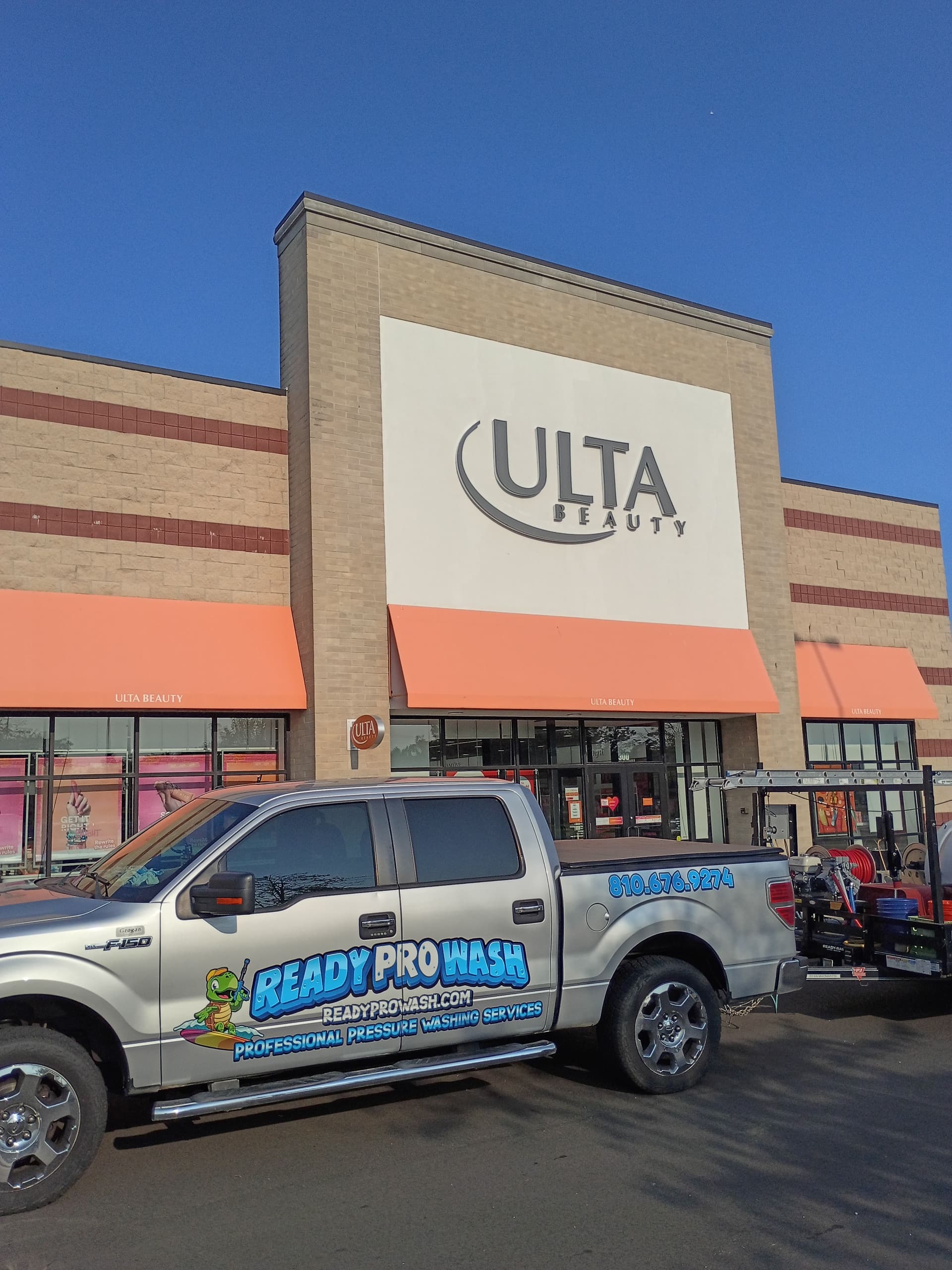 Storefront Pressure Wash at Ulta Beauty in Fort Gratiot image